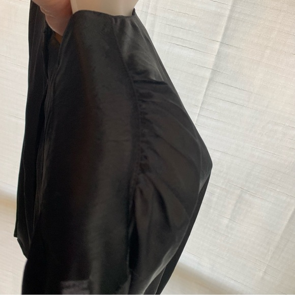Long Sleeve Black Satin Blouse w/ Peplum Hem Buttons Up The Back Size 12 - Picture 9 of 11
